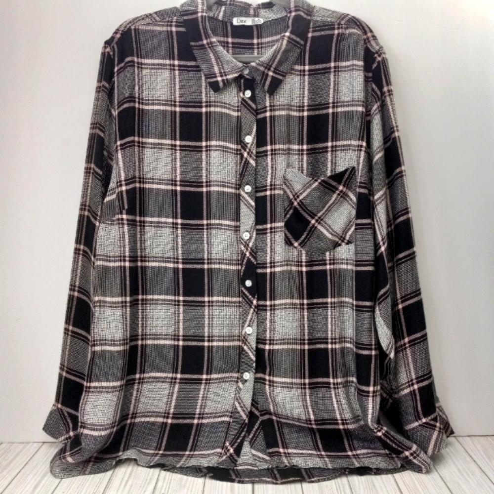 Dex Plaid Button Front Collar Shirt